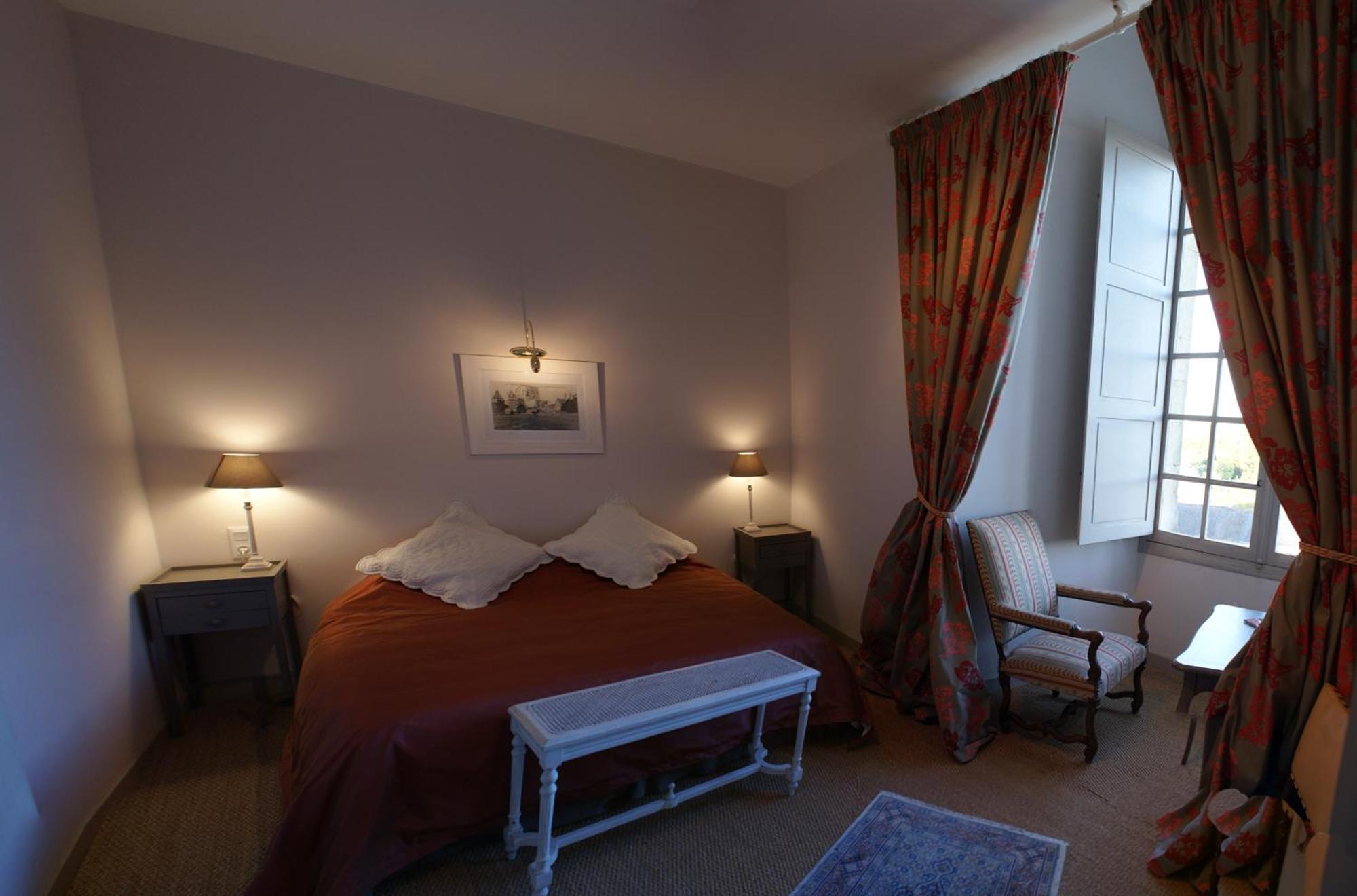Chateau De Durtal Bed & Breakfast エクステリア 写真