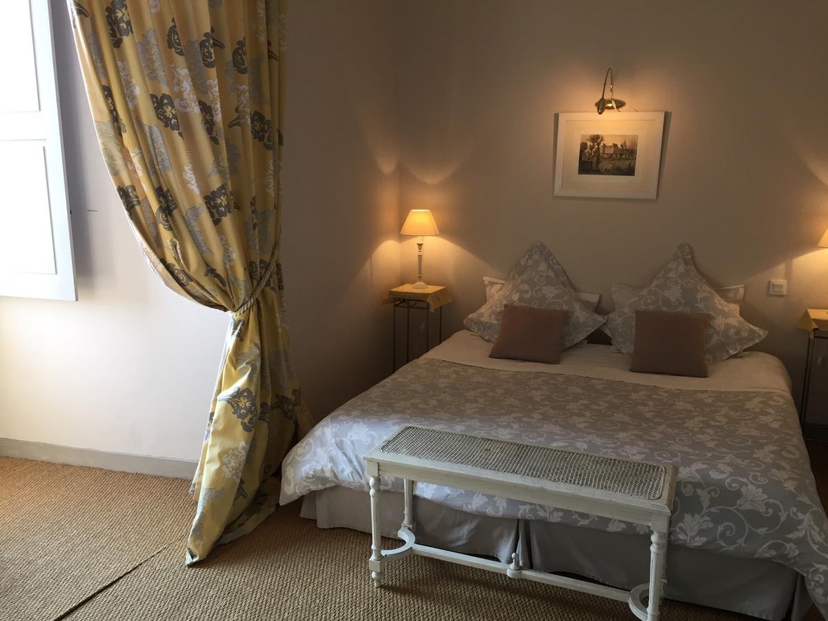 Chateau De Durtal Bed & Breakfast エクステリア 写真